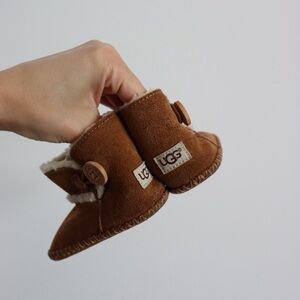 UGG Kids Neutral Suede Boots US 4/5